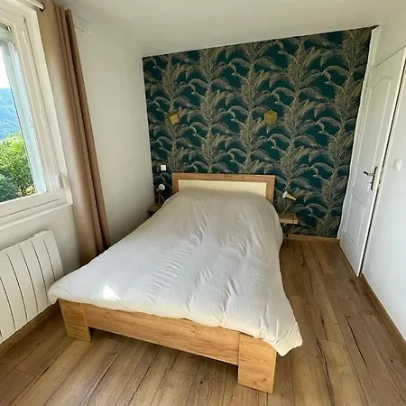 Les Balcons De La Vallee Haybes Exterior foto